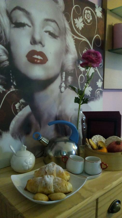 Bed and Breakfast Charme&Chic Trieste Exterior foto