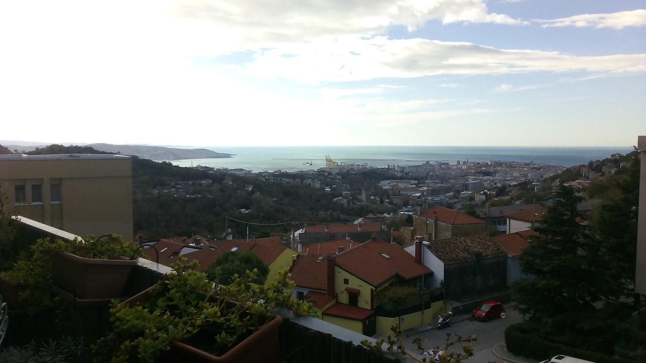 Bed and Breakfast Charme&Chic Trieste Exterior foto
